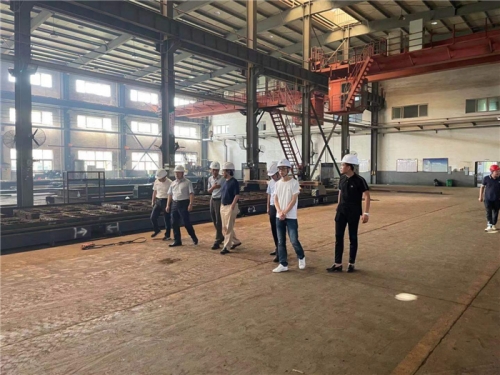 【管理纵横】新葡的京集团350vip集团董事长张汉文一行赴所属钢结构公司诸暨加工基地调研指导